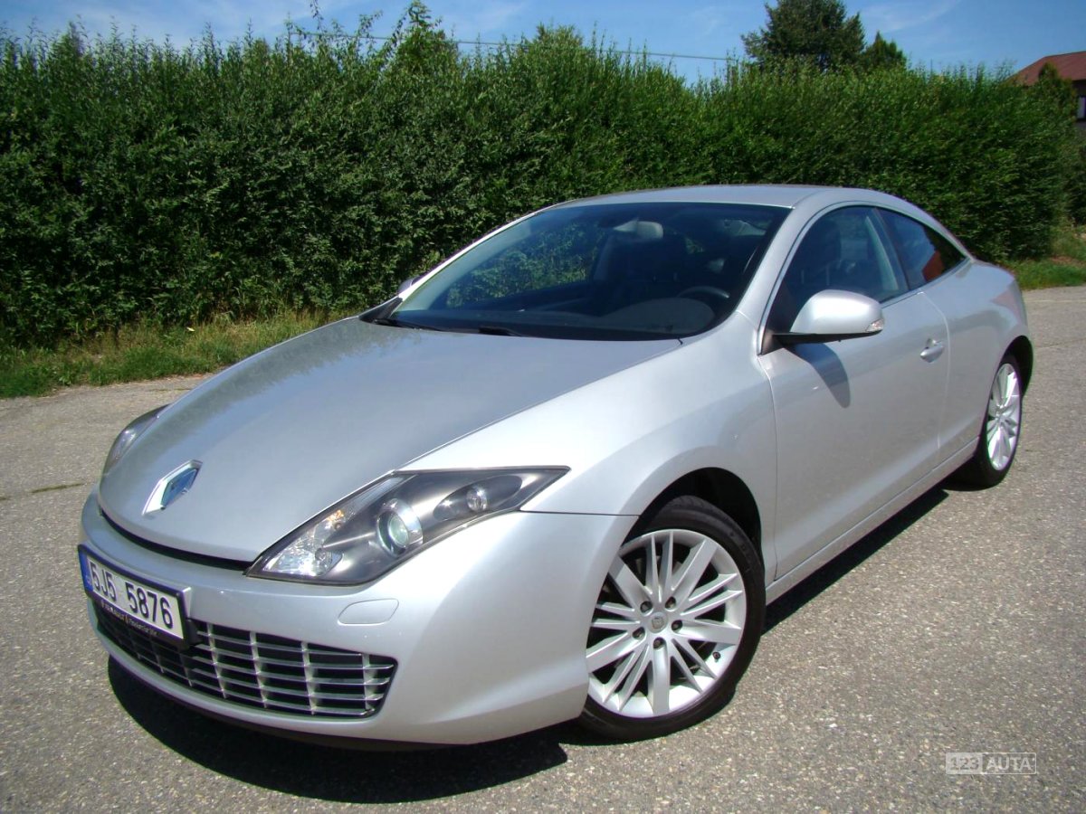 Renault Laguna, 2009 - celkový pohled