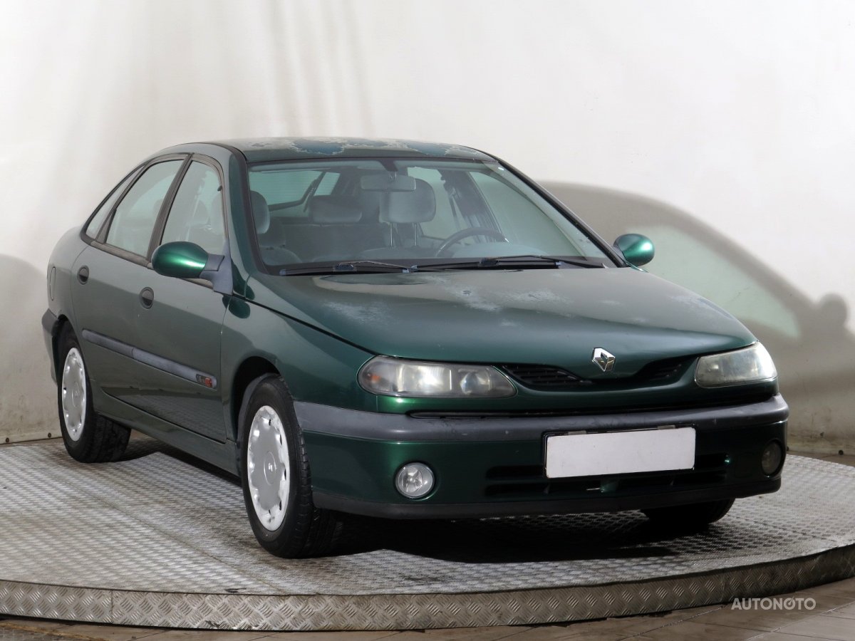 Renault Laguna, 2000 - celkový pohled