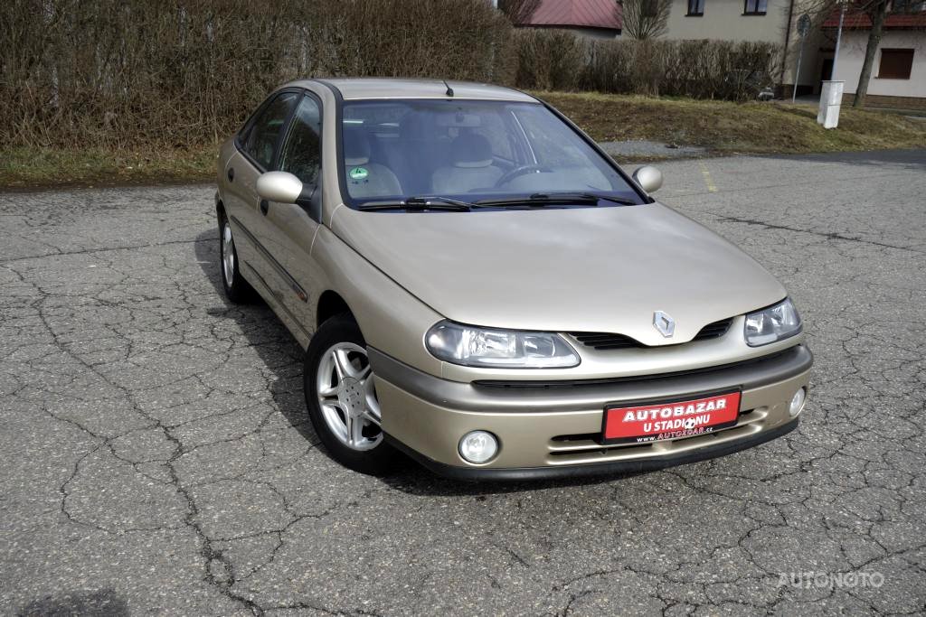 Renault Laguna, 1999 - pohled č. 1