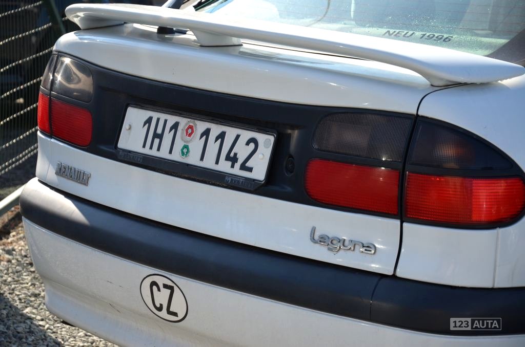 Renault Laguna, 1997 - pohled č. 5