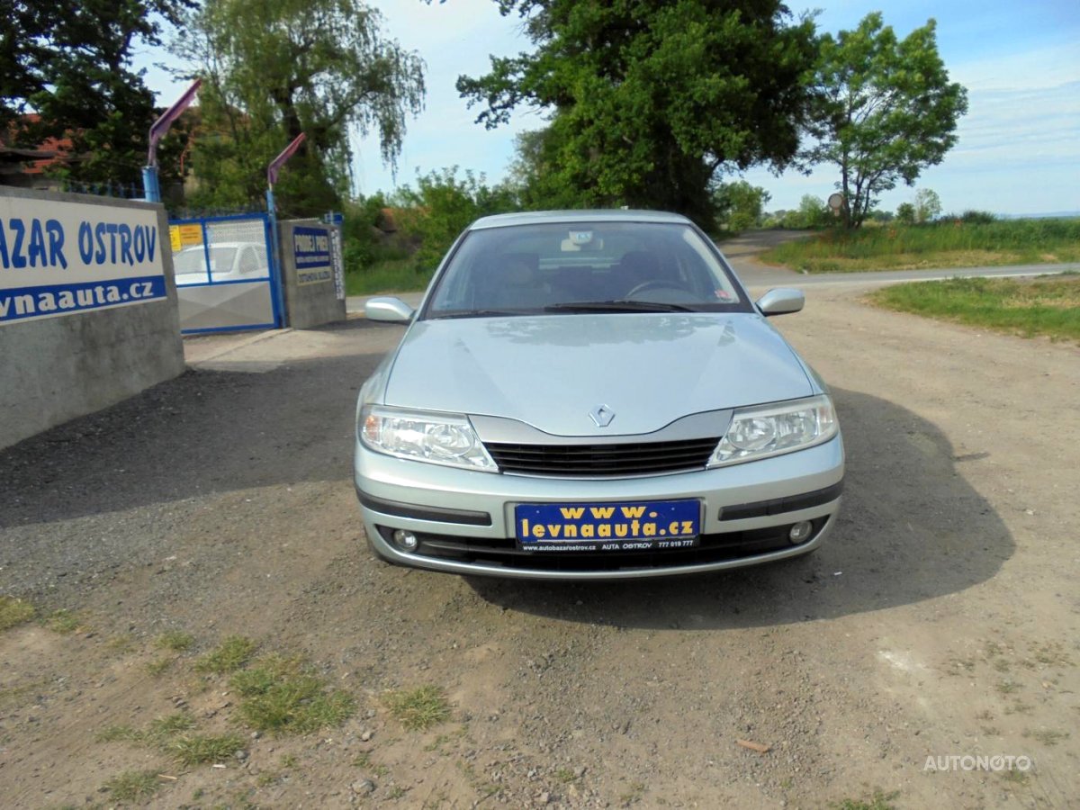 Renault Laguna, 2001 - pohled č. 2