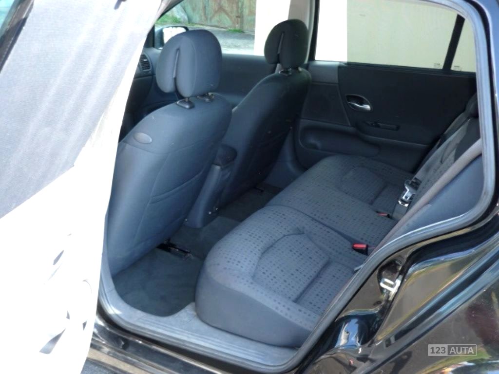 Renault Laguna, 2004 - pohled č. 10