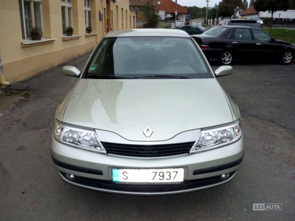 Renault Laguna, 2002 - pohled č. 2