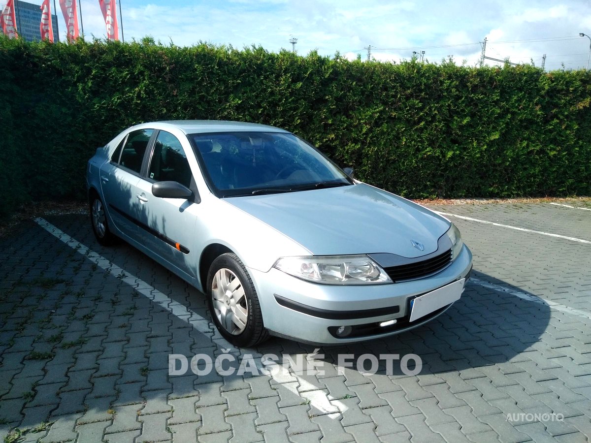 Renault Laguna, 2003 - celkový pohled