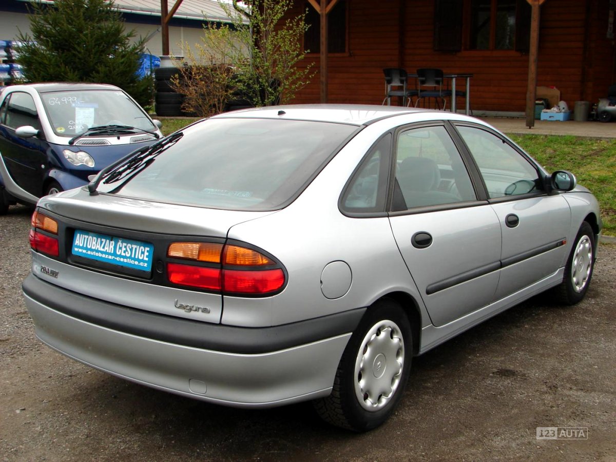 Renault Laguna, 1999 - pohled č. 5