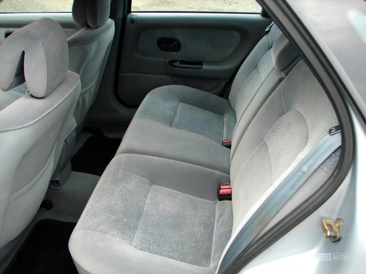 Renault Laguna, 1999 - pohled č. 9