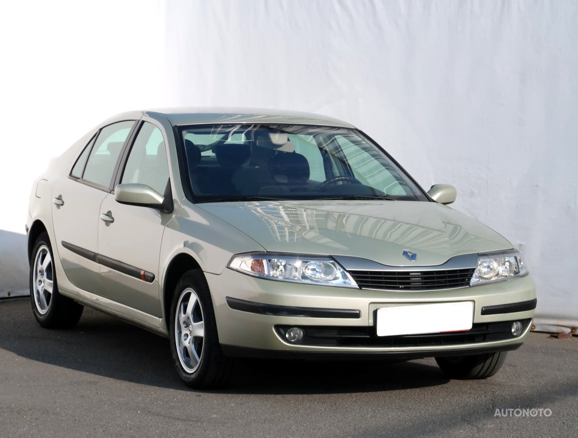 Renault Laguna, 2002 - celkový pohled