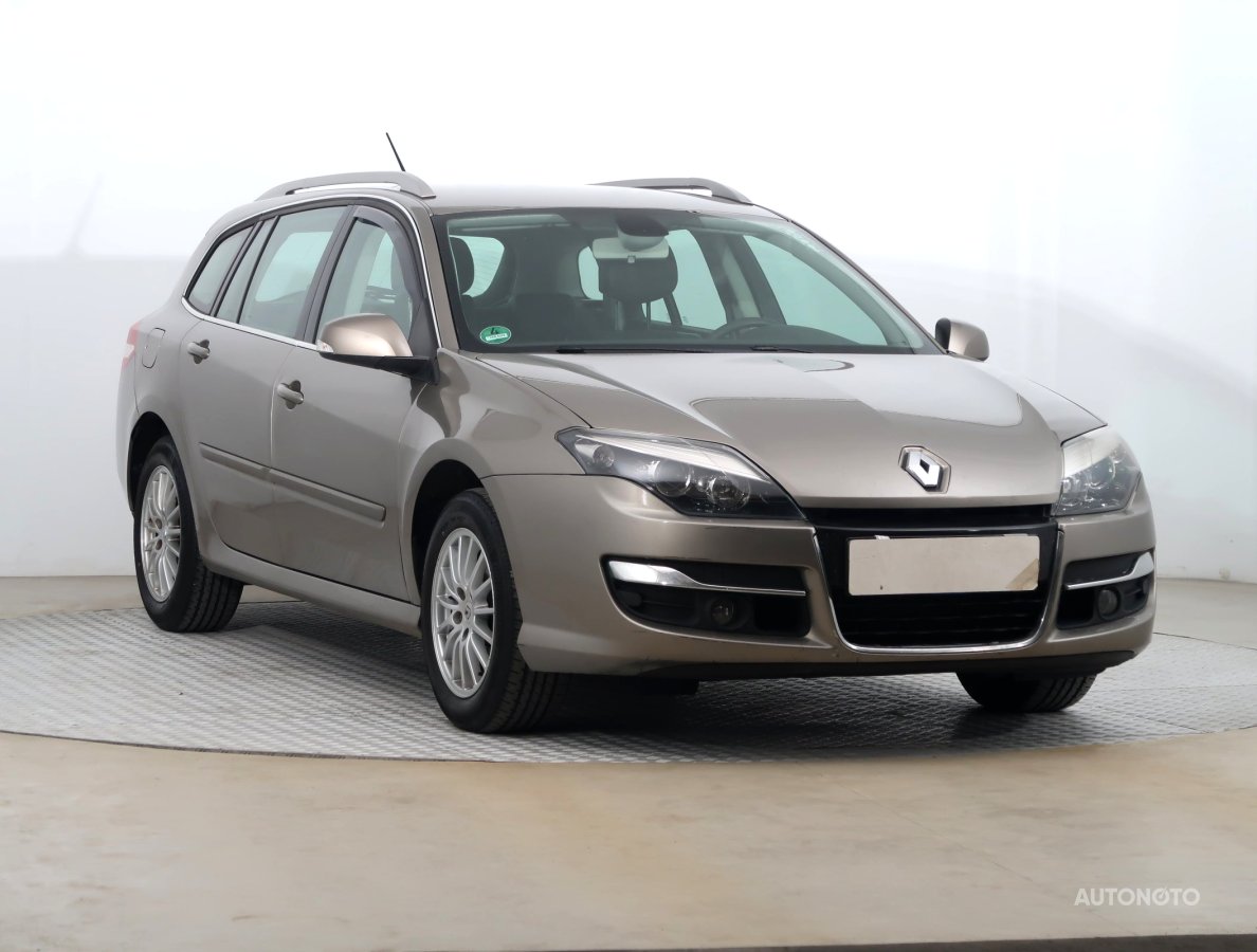 Renault Laguna, 2012 - celkový pohled