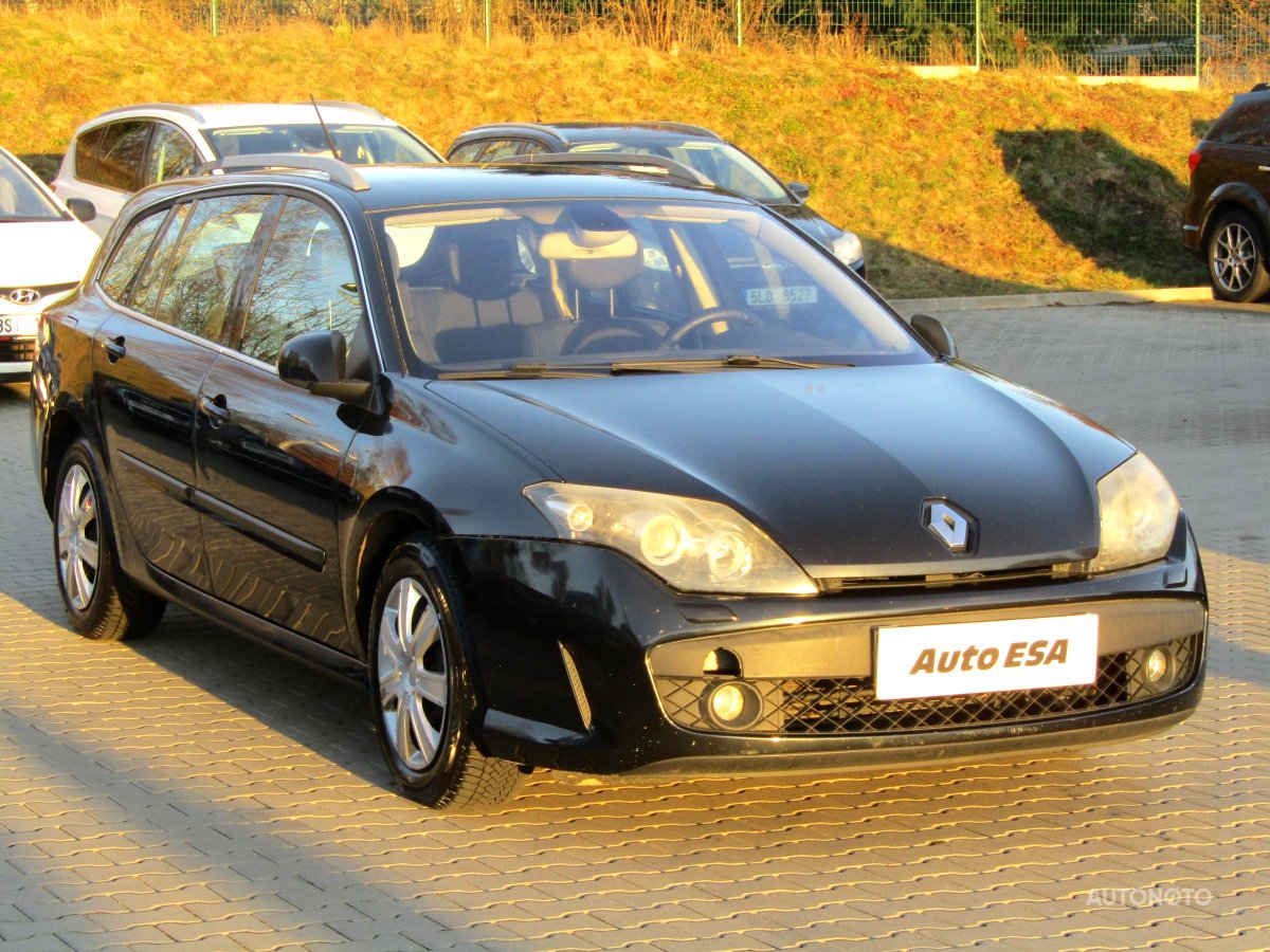 Renault Laguna, 2009 - celkový pohled