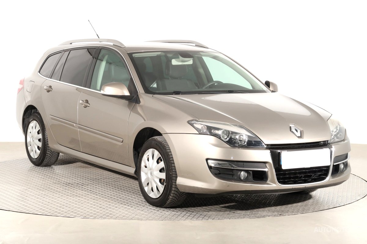 Renault Laguna, 2011 - celkový pohled