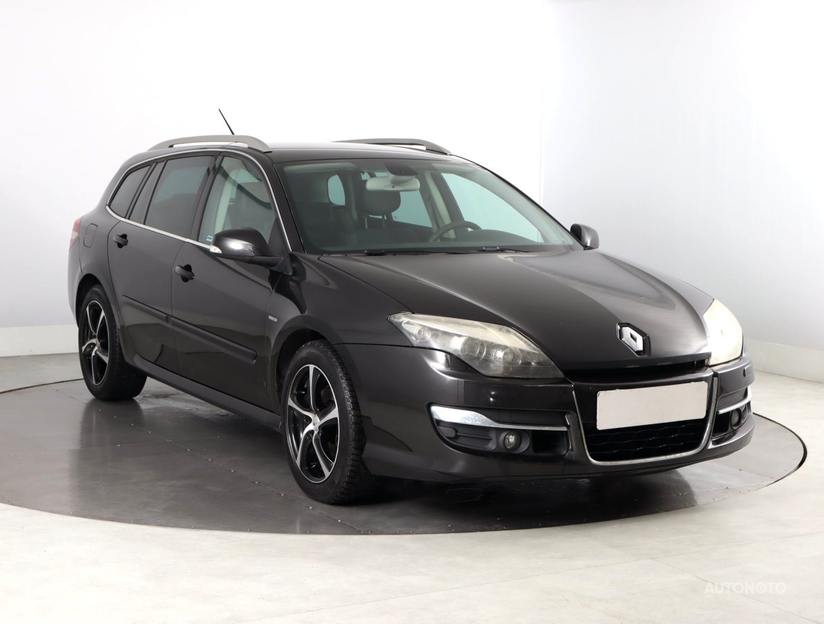 Renault Laguna, 2011 - celkový pohled