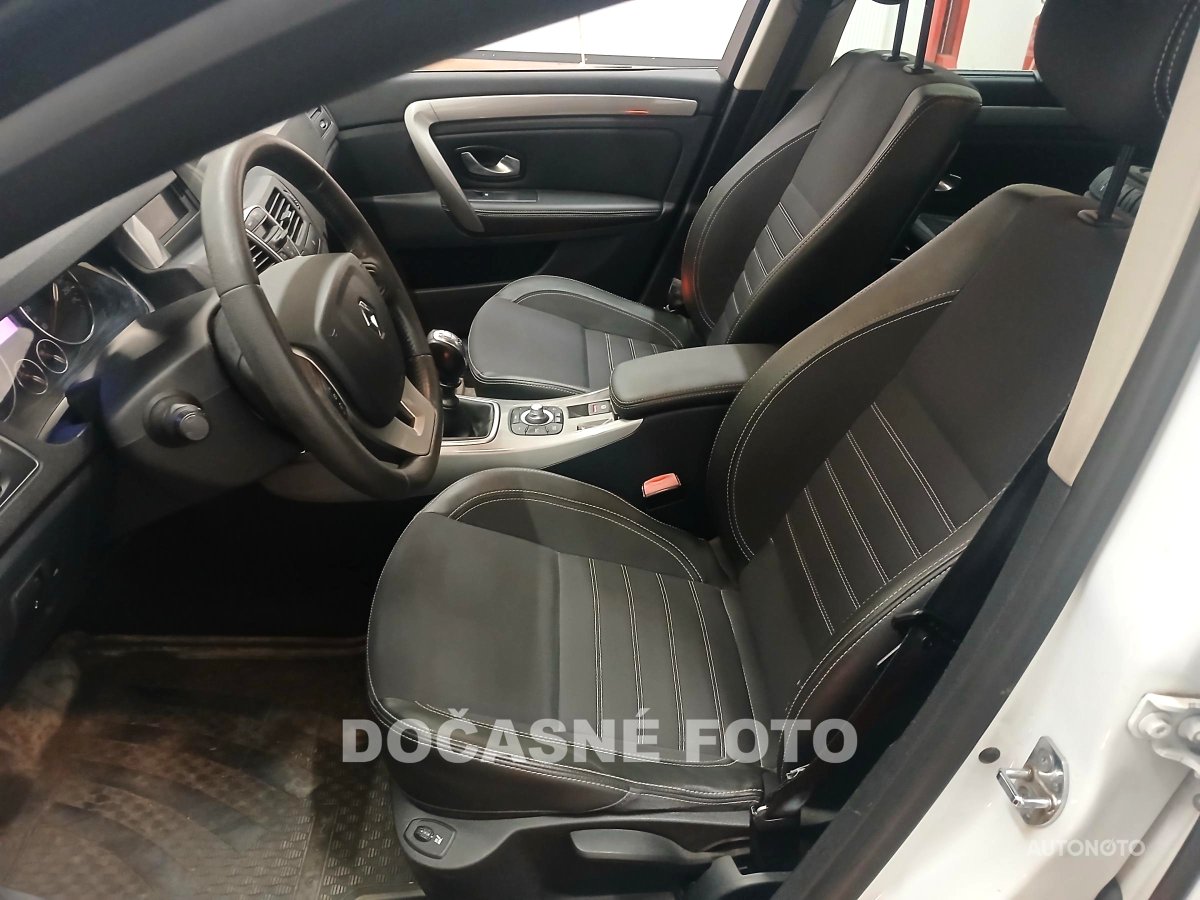 Renault Laguna, 2013 - pohled č. 3