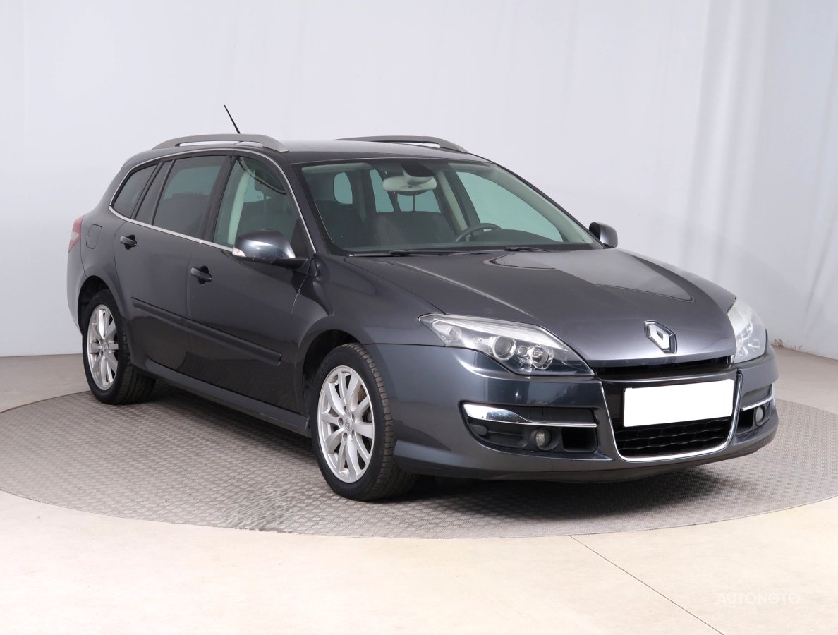 Renault Laguna, 2012 - celkový pohled