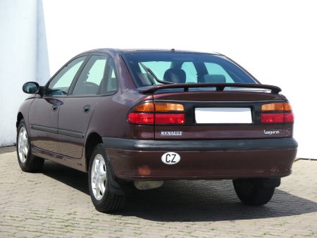 Renault Laguna, 1999 - pohled č. 5