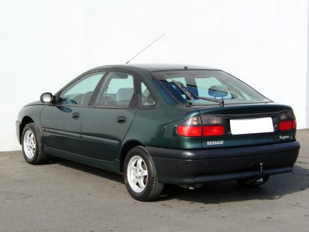 Renault Laguna, 1995 - pohled č. 7