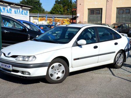 Renault Laguna, 1997 - pohled č. 2