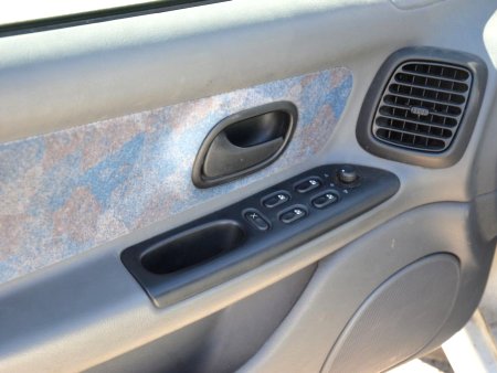 Renault Laguna, 1997 - pohled č. 8