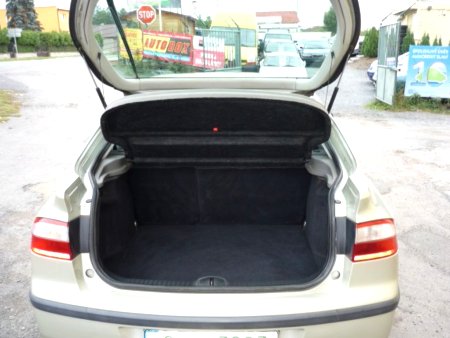 Renault Laguna, 2002 - pohled č. 12