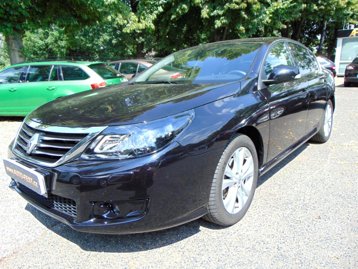 Renault Latitude, 2012 - celkový pohled