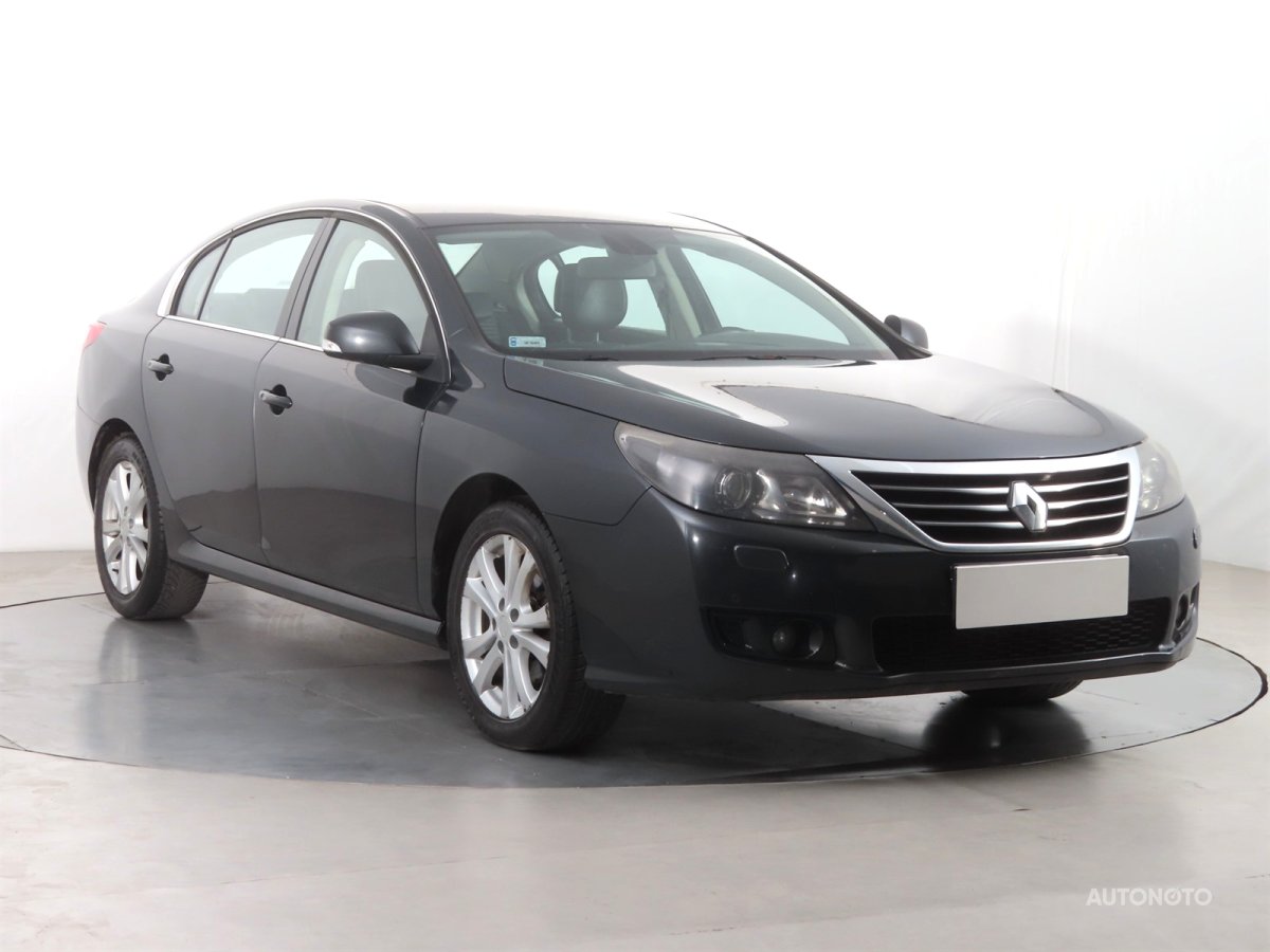 Renault Latitude, 2012 - celkový pohled