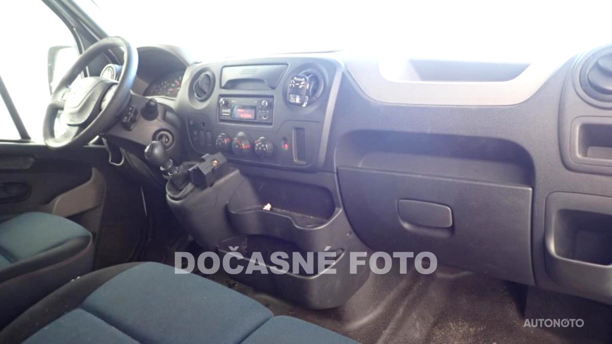 Renault Master, 2015 - pohled č. 3