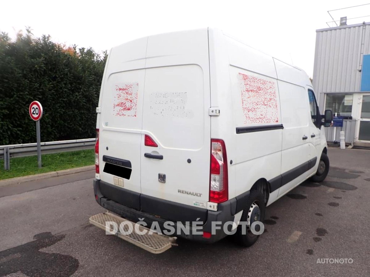 Renault Master, 2016 - pohled č. 2