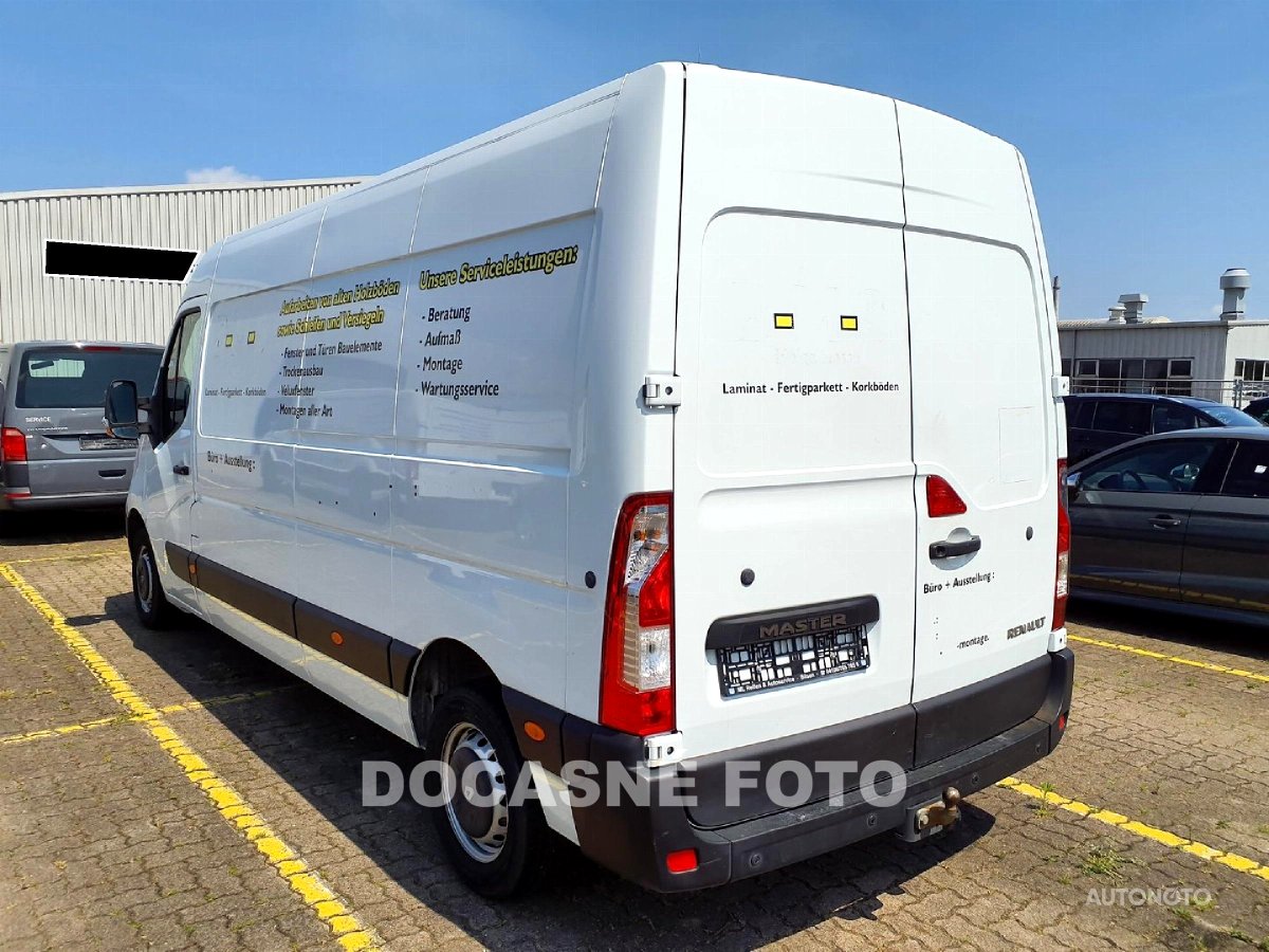 Renault Master, 2017 - pohled č. 2
