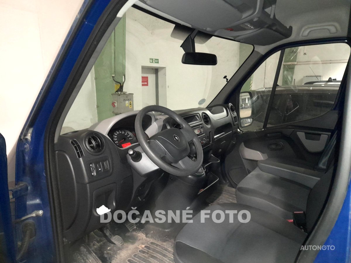 Renault Master, 2017 - pohled č. 3