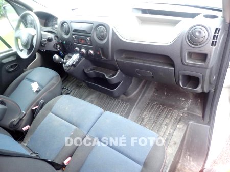 Renault Master, 2016 - pohled č. 3