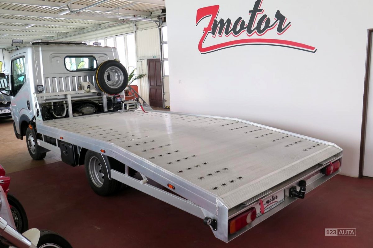 Renault Maxity, 2007 - pohled č. 4