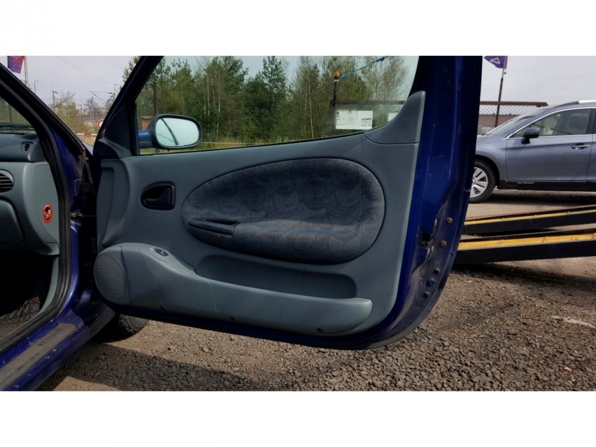 Renault MEGANE COUPE, 1998 - pohled č. 13