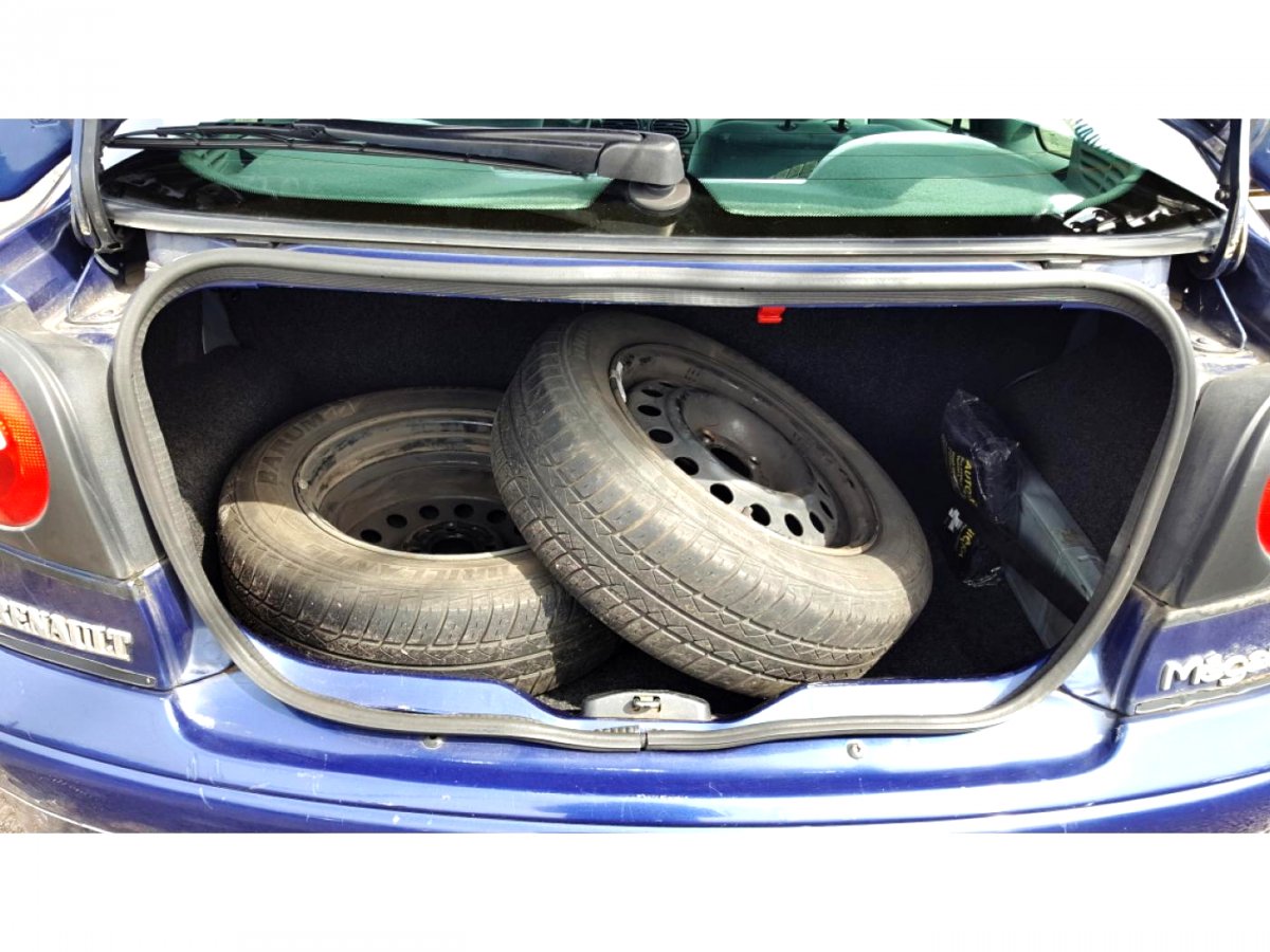 Renault MEGANE COUPE, 1998 - pohled č. 14