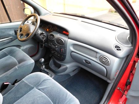 Renault Megane Scénic, 1999 - pohled č. 8