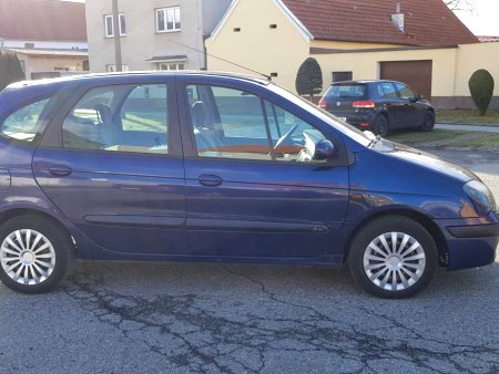 Renault Megane Scénic, 2003 - pohled č. 3