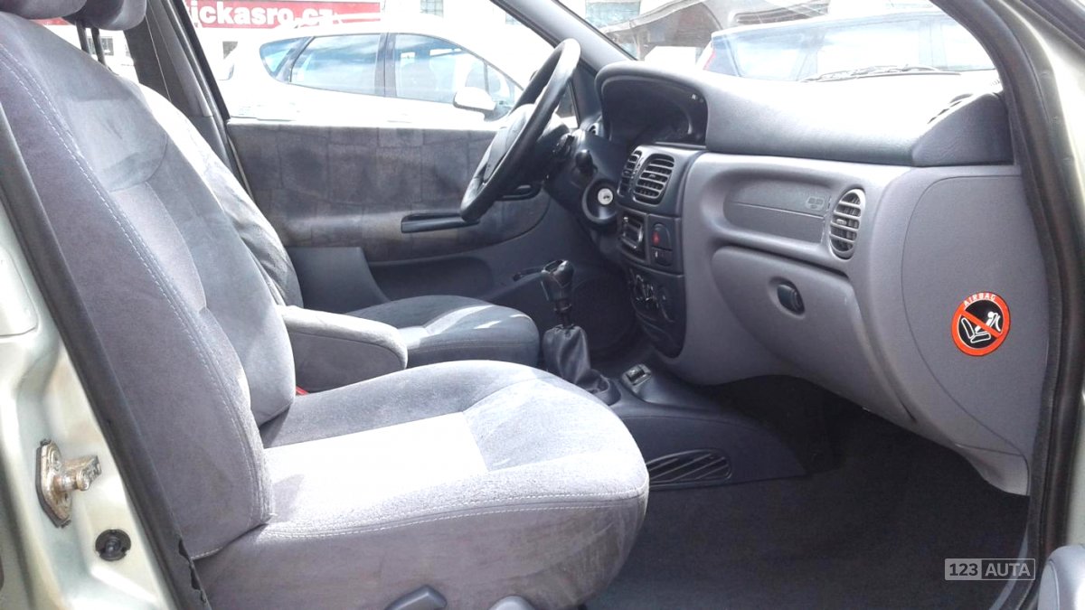 Renault Mégane, 1999 - pohled č. 11