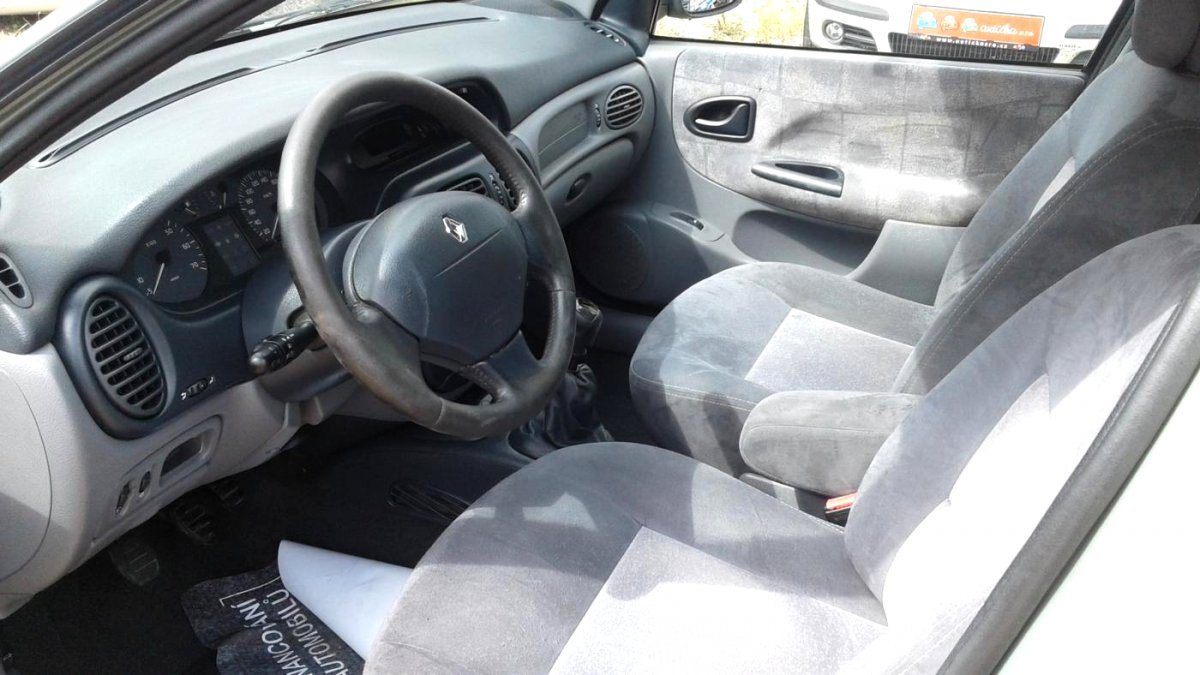 Renault Mégane, 1999 - pohled č. 17