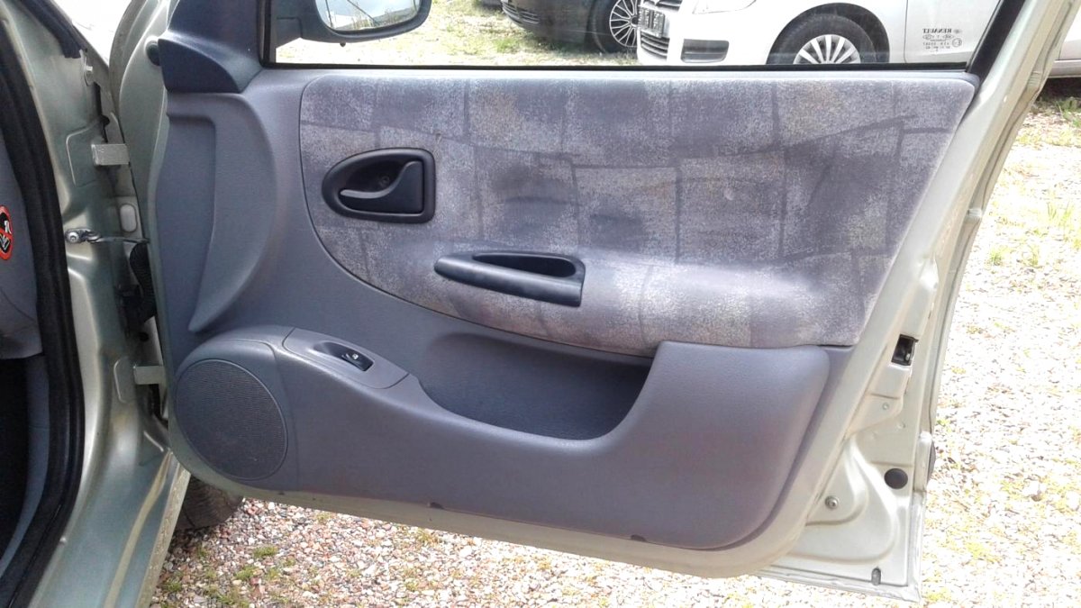 Renault Mégane, 1999 - pohled č. 9