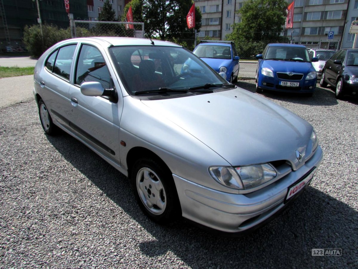 Renault Mégane, 1998 - celkový pohled