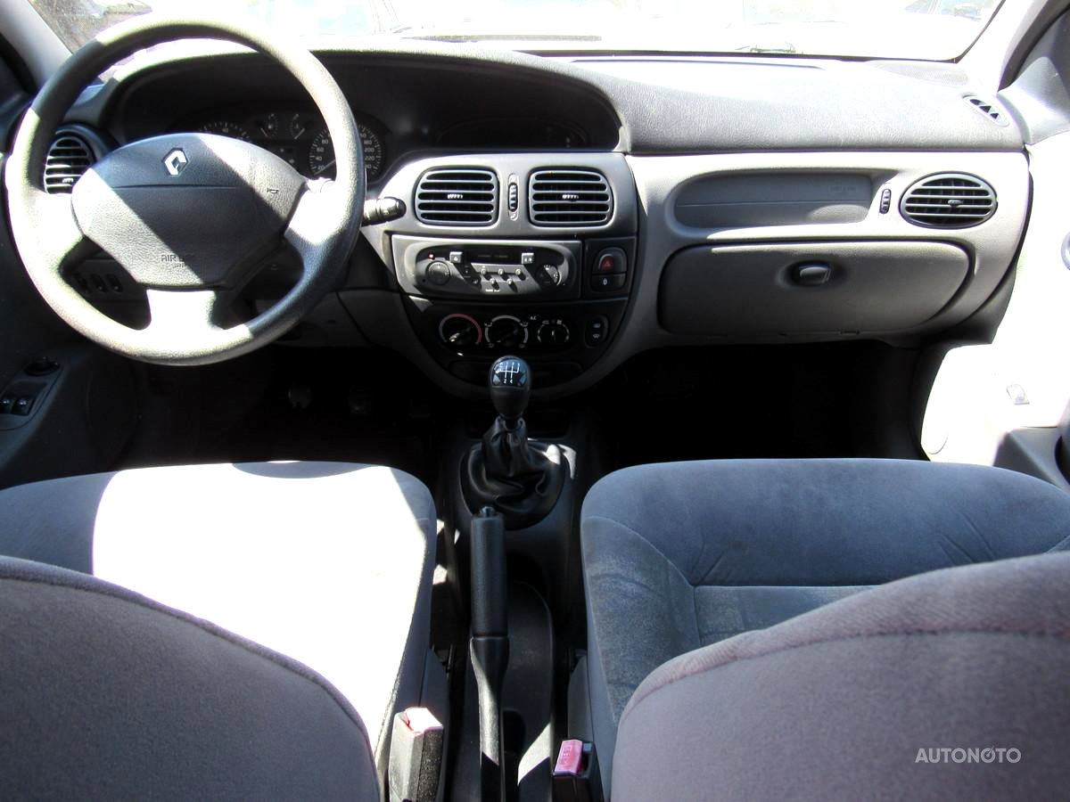 Renault Mégane, 2001 - pohled č. 10