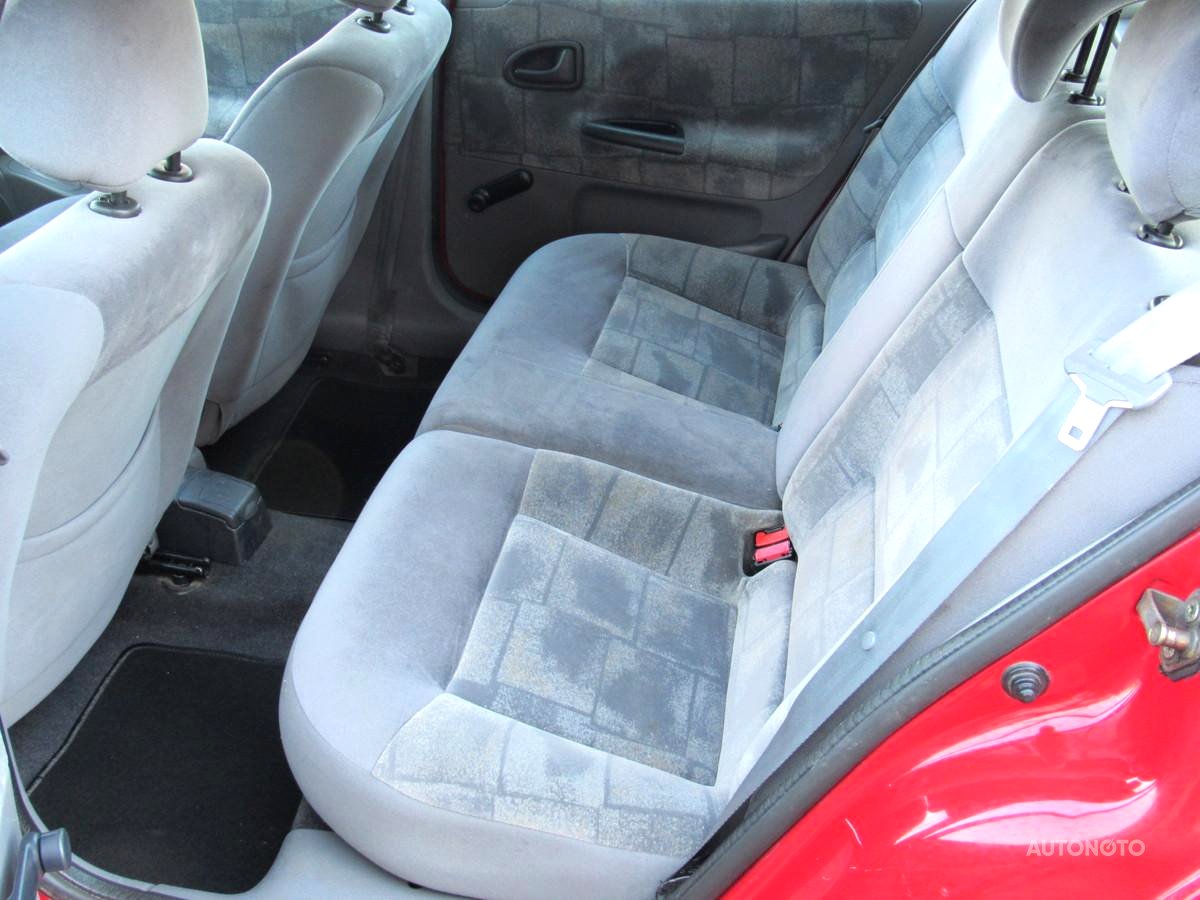 Renault Mégane, 2001 - pohled č. 13