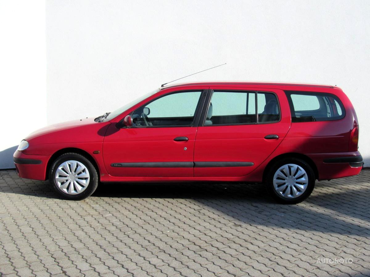 Renault Mégane, 2001 - pohled č. 8