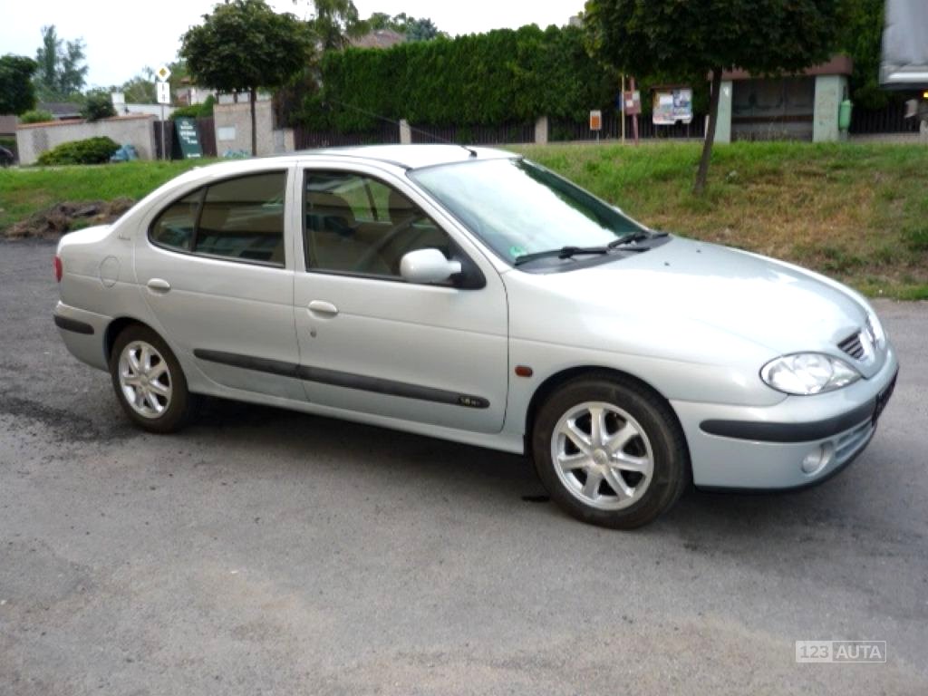Renault Mégane, 2001 - celkový pohled