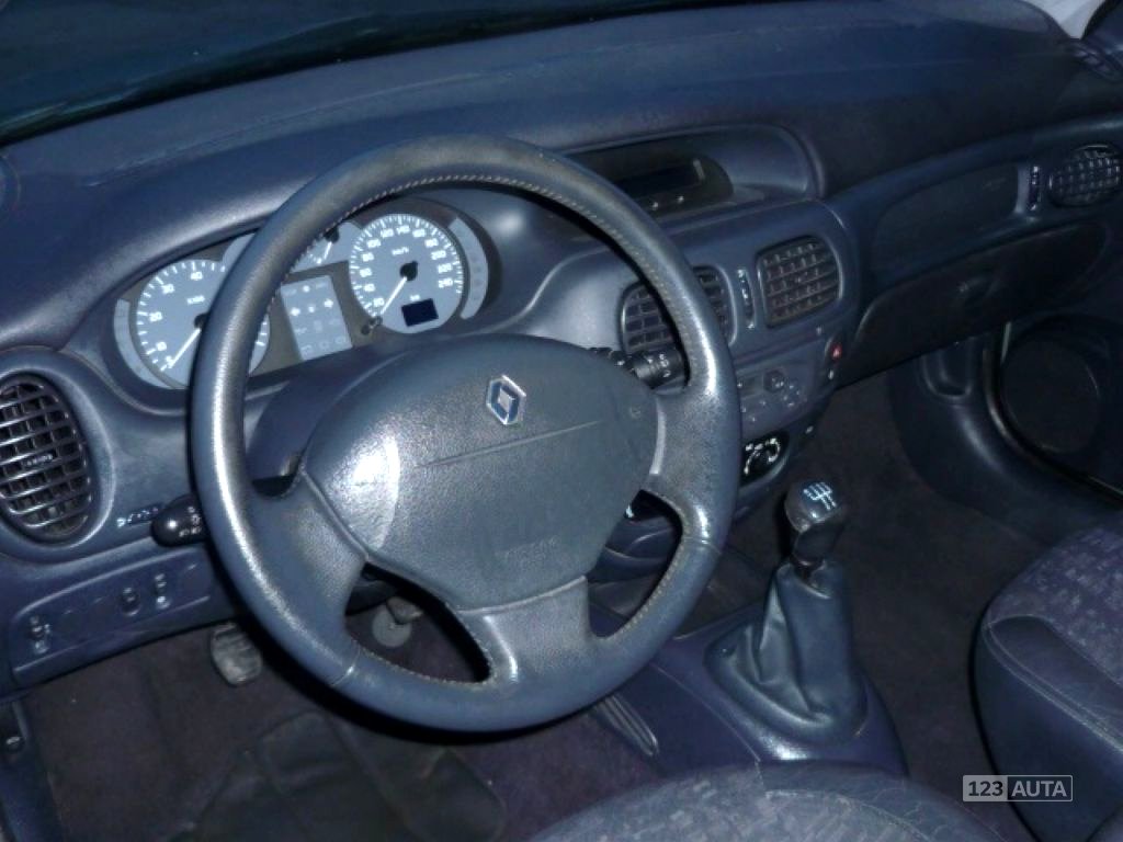 Renault Mégane, 2002 - pohled č. 12