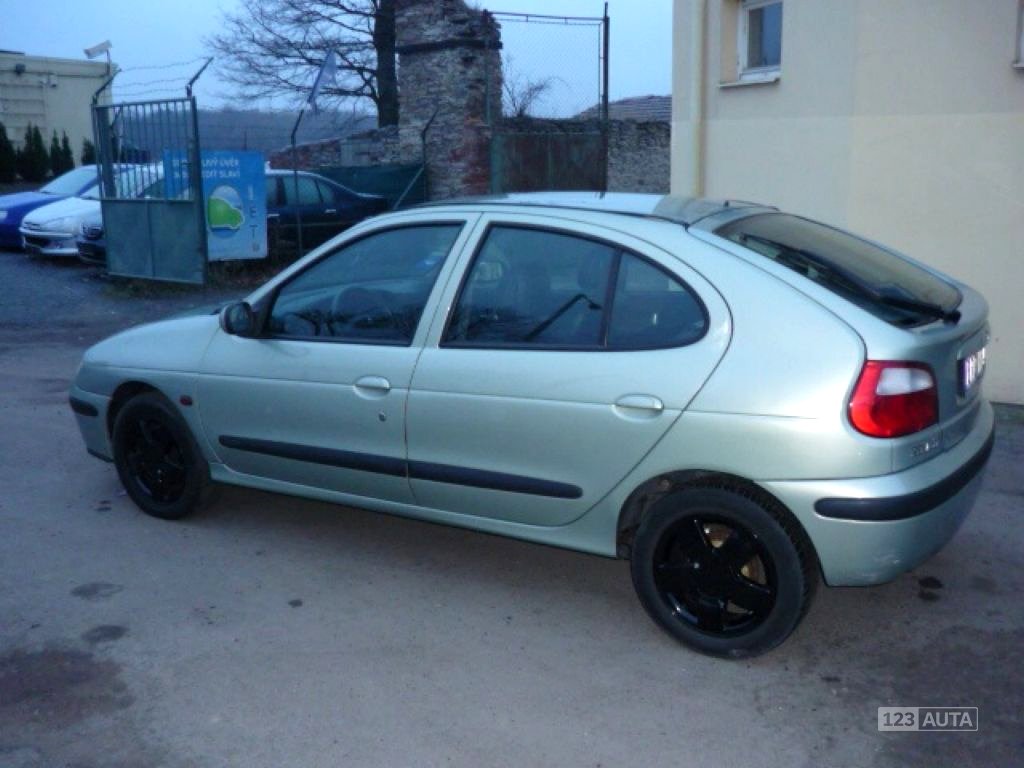 Renault Mégane, 2002 - pohled č. 4