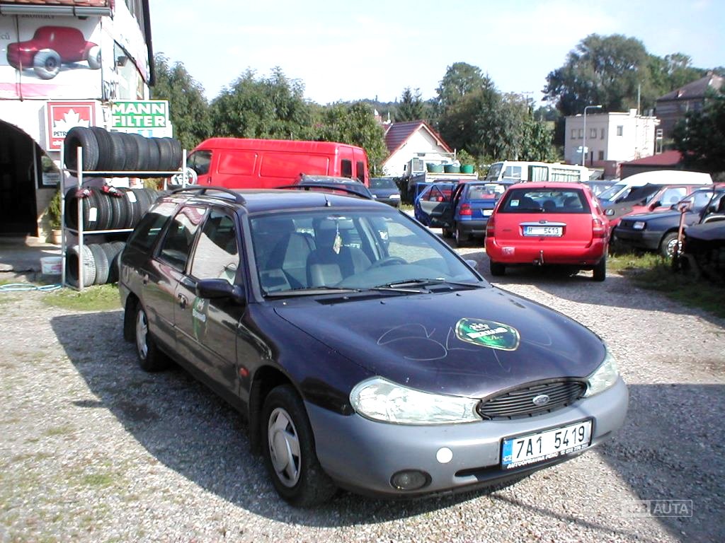 Renault Mégane, 1998 - pohled č. 4