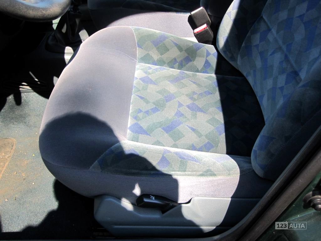 Renault Mégane, 1998 - pohled č. 9