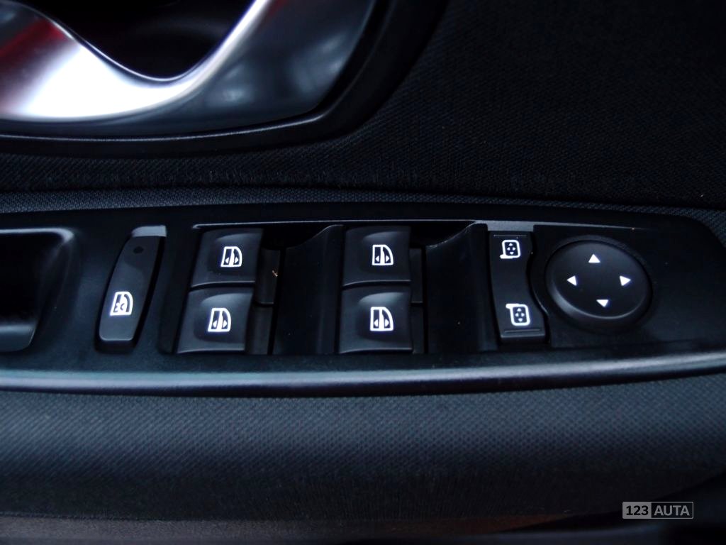 Renault Mégane, 2011 - pohled č. 23