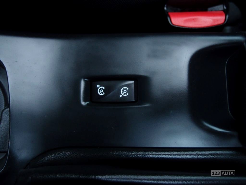 Renault Mégane, 2011 - pohled č. 26