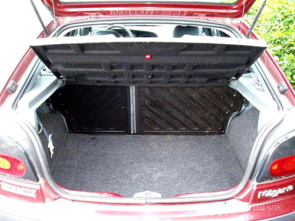 Renault Mégane, 1998 - pohled č. 14