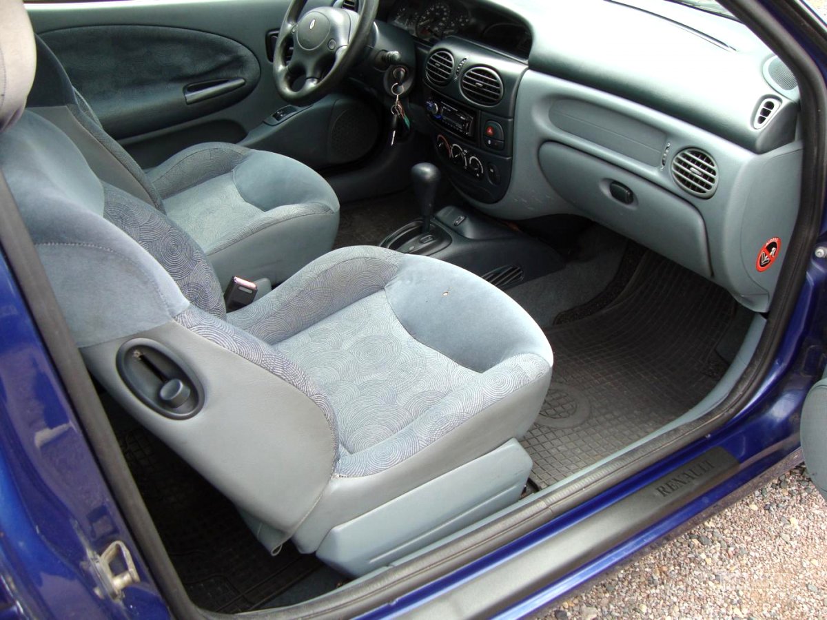 Renault Mégane, 1998 - pohled č. 12